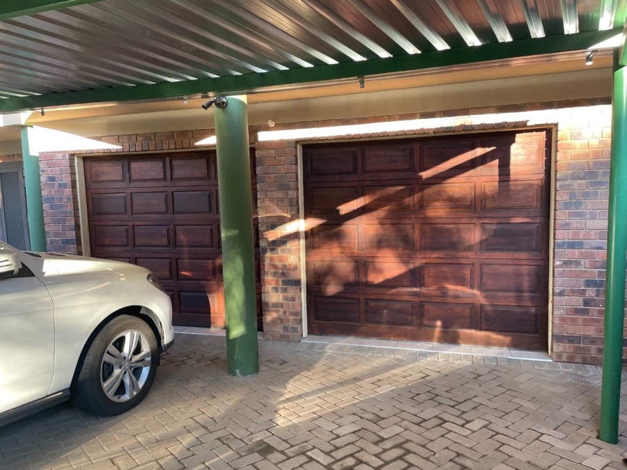 3 Bedroom Property for Sale in Bayswater Free State